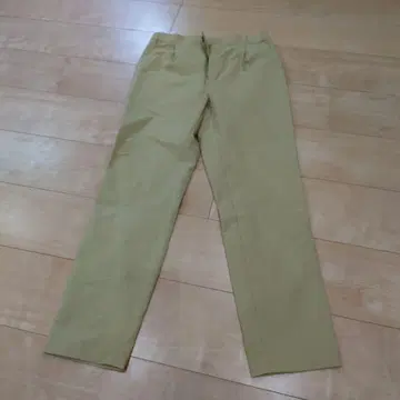 베이지 슬랙스 르꼬끄 스포르티브 AirStylishPants