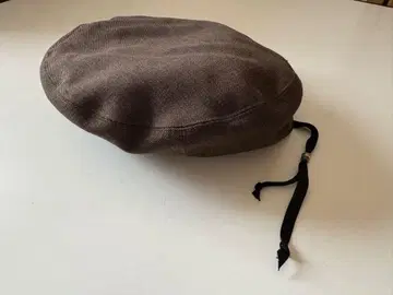 베레모 여성용 브라운 바탕에 가죽
