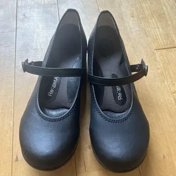 Re:getA 리게타 원스트랩 펌프스 R2361 블랙 S