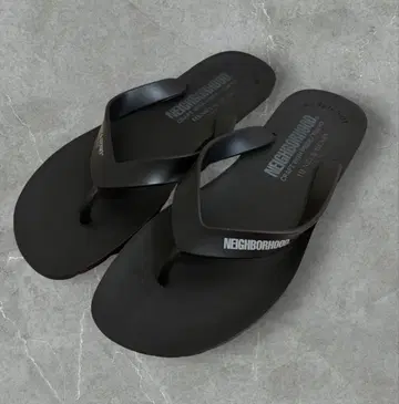 네이버후드 헨리 헨리 비치 샌들 남성용 블랙 콜라보