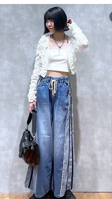 PAGEBOY 라인 이지 데님 팬츠 M 사이즈