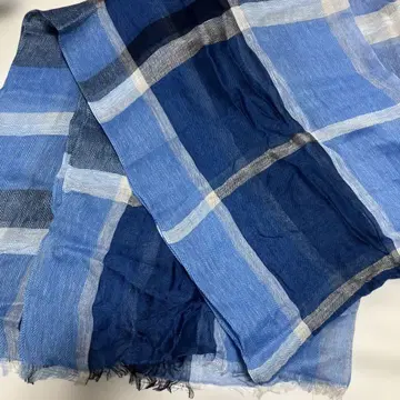 Aquascutum 블루 계열 체크 스톨