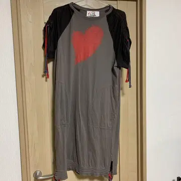 미사용 새상품 비비안 웨스트우드 원피스