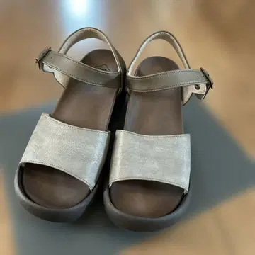 리게타 컴포트 샌들 스트랩 포함
