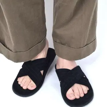 ISLAND SLIPPER: SHIPS 별주 크로스 스트랩 샌들