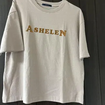 ASHELEN 컷 티셔츠