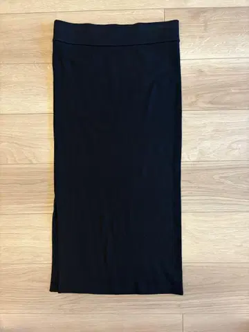 협의 가능 deuxiemeclasse 리브 타이트 스커트 블랙 밑단 슬릿