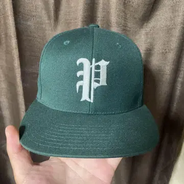 phatFink 그린 컬러 캡 P 자수