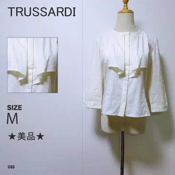 트루사르디 프릴 디자인 블라우스 M 사이즈 화이트 7부 소매 새상품급