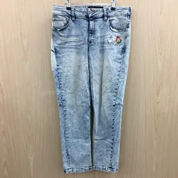 네스타 브랜드 로고 자수 청바지 F0625B03
