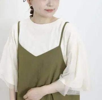 새상품급 사만사 모스모스 SM2 소매 튤 피그먼트 티셔츠 아이보리