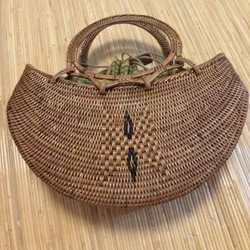 라탄 반달형 바스켓백