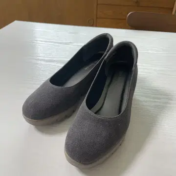 힐즈 애비뉴 펌프스 웨이브솔 웨지솔 22.5