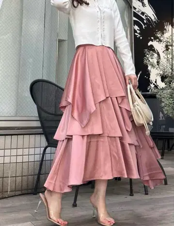 로얄 파티 티어드 러플 새틴 스커트