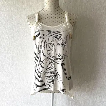 미사용품 택 포함 정가 7245엔 tops