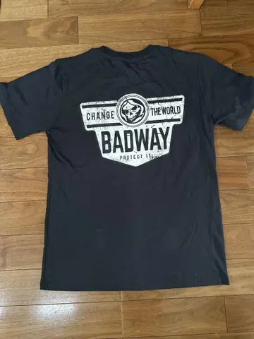 BADWAY 백 프린트 티셔츠 블랙