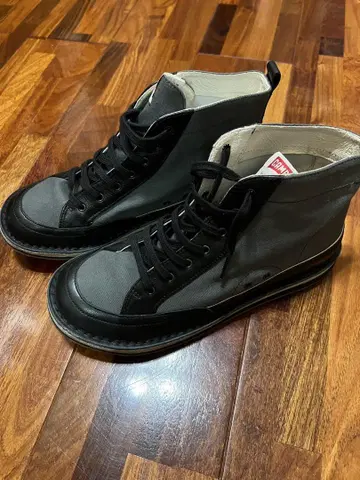 CAMPER 그레이 블랙 하이컷 스니커즈
