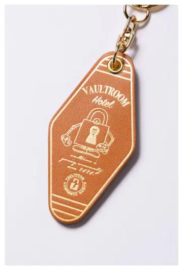 VAULTROOM LEATHER HOTEL KEYCHAIN / CAMEL