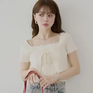 아이보리 레이스 반팔 상의