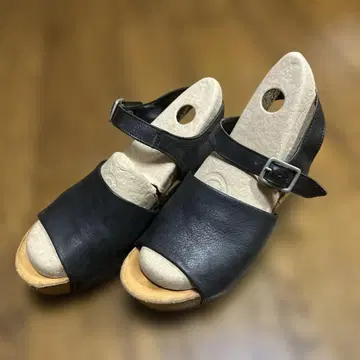 SAYA 사야 천연 가죽 샌들 블랙 24cm