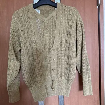 전체 펀칭 무늬 가디건 및 니트탑 앙상블
