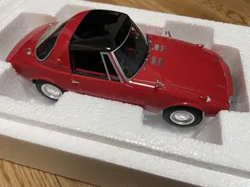 KYOSHO 1/18 사무라이 시리즈 도요타 스포츠 800 레드