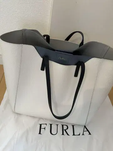 훌라 토트백
