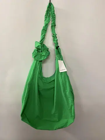 택 포함 La win d 숄더백 그린