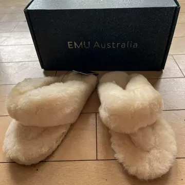 EMU Australia 퍼 샌들 23cm