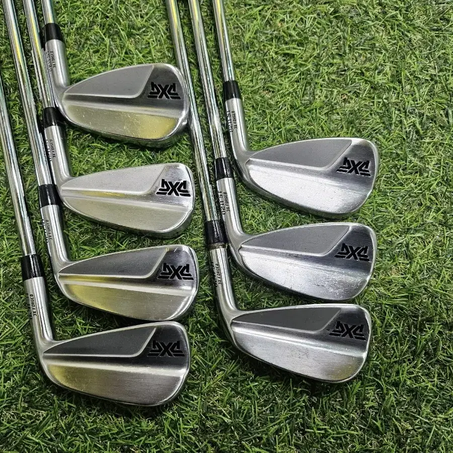 Used Golf Club Pxg 0211 ST Men's Used Iron Set on Bunjang