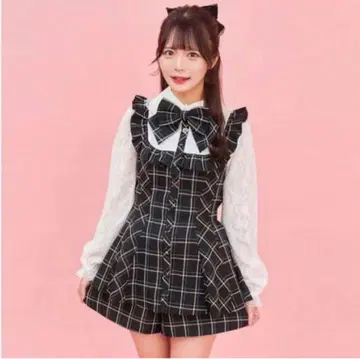 시크릿허니 레이스 소매 & 레이스 요크 셋업