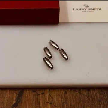 LARYY SMITH 라리 스미스 실버 950 파이프 비즈 4개