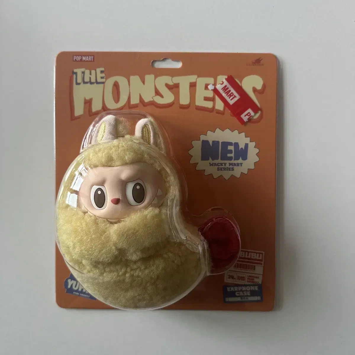【POPMART】 LABUBU The Monsters Wacky Mart Earphone Case THE MONSTERS Wacky Mart Series-Earphone Case - POP MART (Canada)