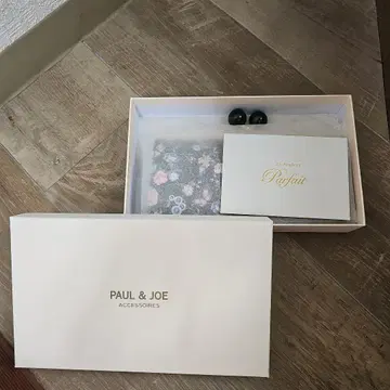 PAUL & JOE 플라워 프린트 가마구치 장지갑
