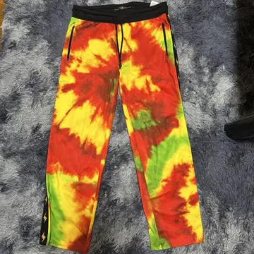 GUESS X J BALVIN 타이 다이 트랙 팬츠
