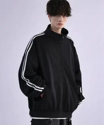 LIIL 루즈 실루엣 벌룬 슬리브 페이크 트랙 자켓