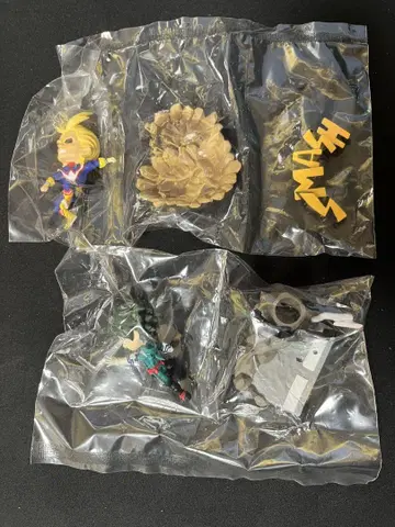 히로아카 데스크탑 히어로즈 데쿠 & 올마이트 세트