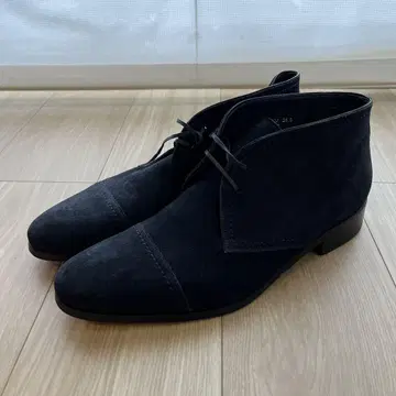 수트 컴퍼니 네이비 스웨이드 처카 부츠 25.5cm