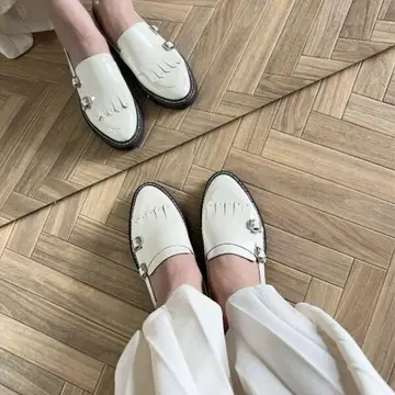 [새상품] tukn. 에린 콜라보 우천 겸용 통굽 로퍼 M 아이보리