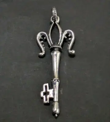 ROYAL ORDER 로얄오더 CATHEDRAL KEY 펜던트