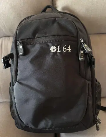 f.64 블랙 백팩 칸막이 포함