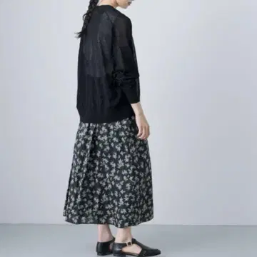 카구레 리버티 프린트 스커트 미모사 어반 리서치 롱 블랙