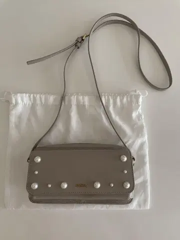 훌라 펄 장식 그레이 숄더백