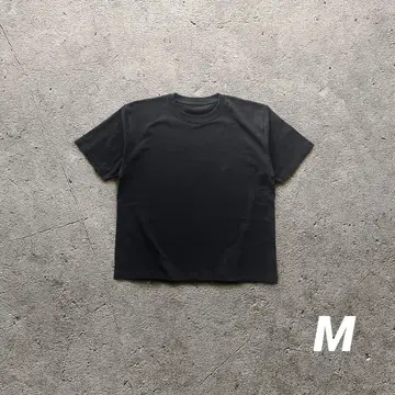 짧은 기장 티 블랙 컴팩트 티셔츠 무지 크롭 기장 Y2K 아메카지 M