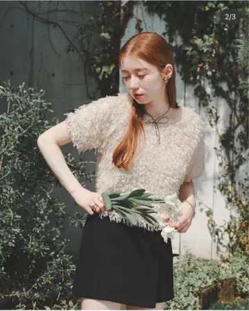 hinari 히나리 페더 얀 반팔 풀오버 아이보리