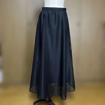 쿨 카레앙 neuf cent neuf 블랙 플레어 스커트