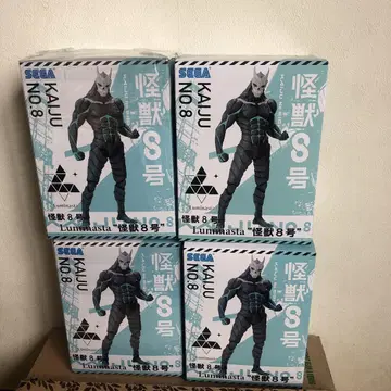 괴수 8호 피규어