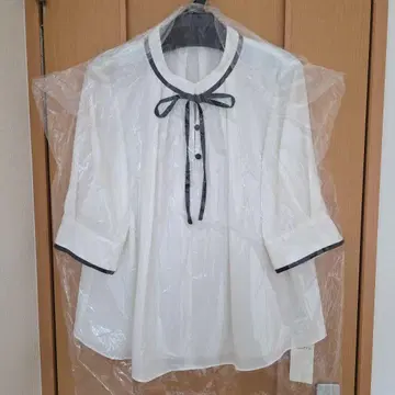 택 포함 새상품 노리즈 반팔 블라우스