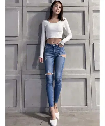 새상품급 GYDA gyda 데미지 스키니 데님