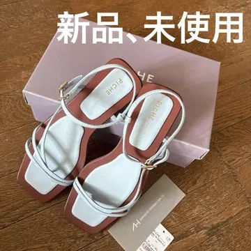 PICHE ABAHOUSE [새상품, 미사용] 스트랩 플랫 샌들